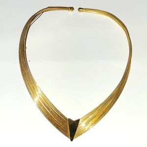 Vintage Gold-tone "V" Multi-wire Classic Choker Fashion Jewelry Necklace